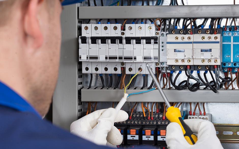 cherche électricien pas cher Gonesse